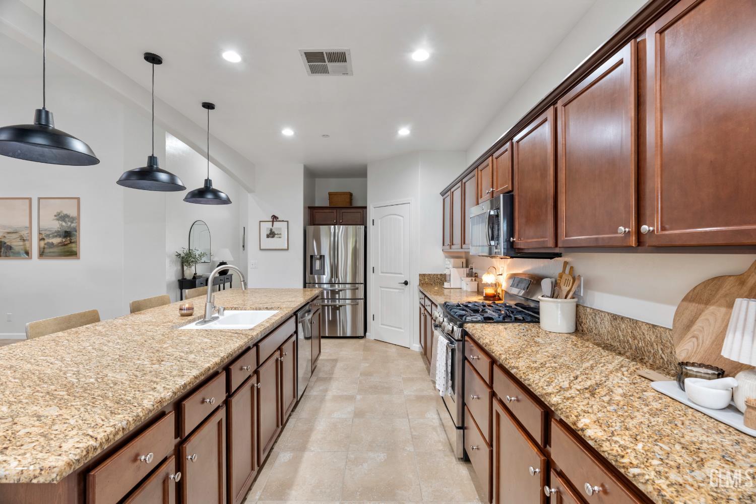 10105 Cranberry Isle Drive, Bakersfield, CA 93314 — photo 21
