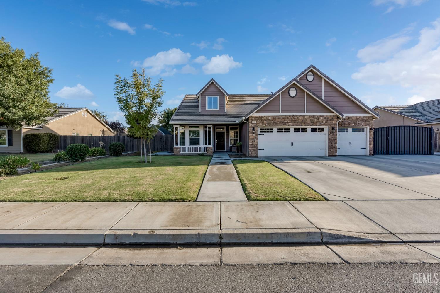 10105 Cranberry Isle Drive, Bakersfield, CA 93314 — photo 2