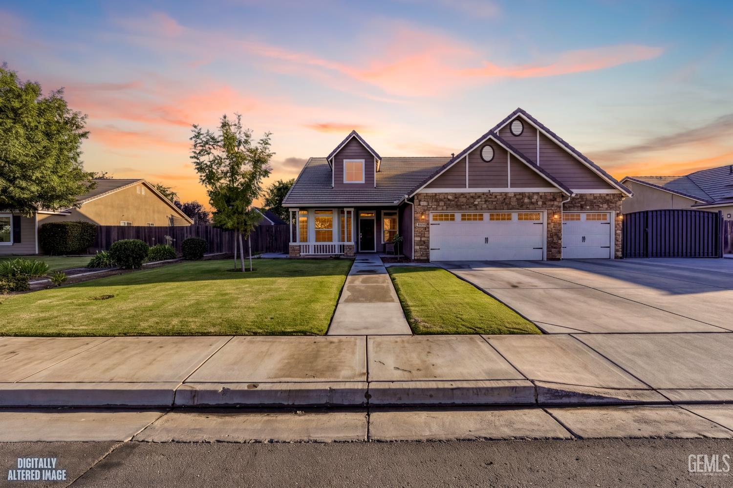 Single Family Residence in Bakersfield