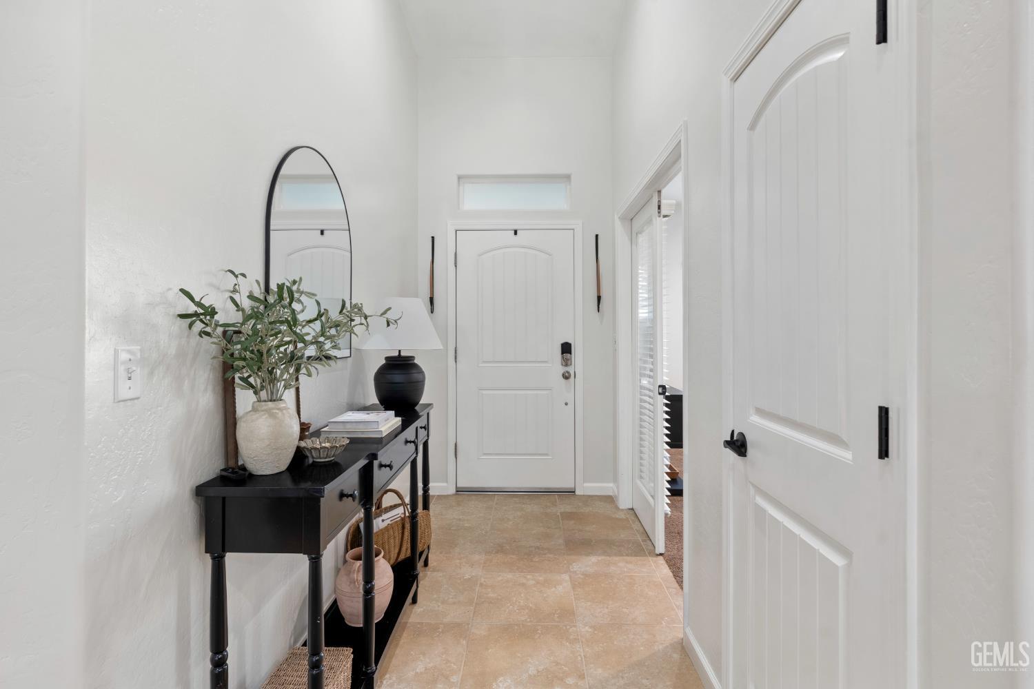 10105 Cranberry Isle Drive, Bakersfield, CA 93314 — photo 9