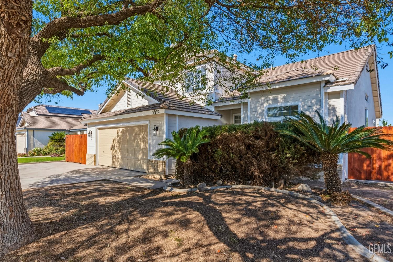 3910 Ocean Breeze Avenue