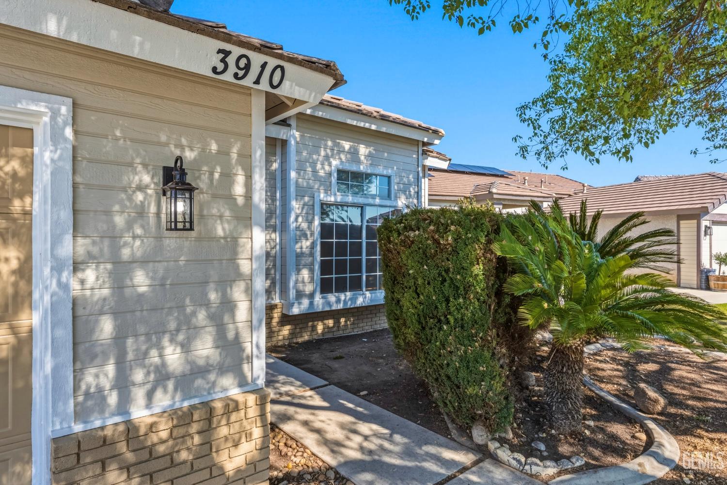 3910 Ocean Breeze Avenue