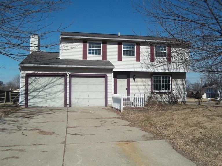 Single Family Residence at 6532 Coachlight Wy, West Chester, OH 45069 | MLS# 1393702 | | Sold on 2014-07-11