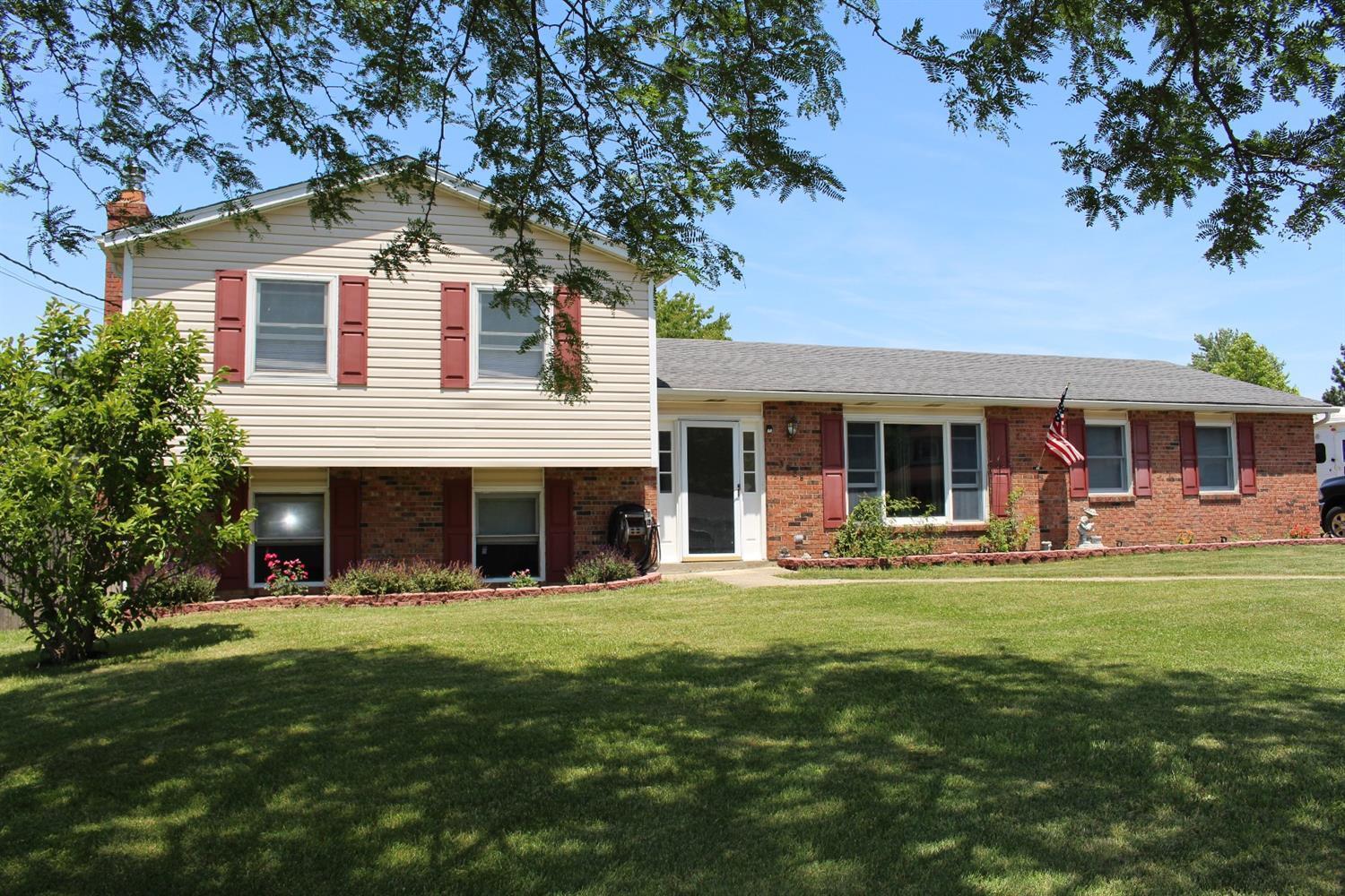 Single Family Residence at 3888 Woodfield Ct, Fairfield Township, OH 45011 | MLS# 1541306 | | Sold on 2017-07-19