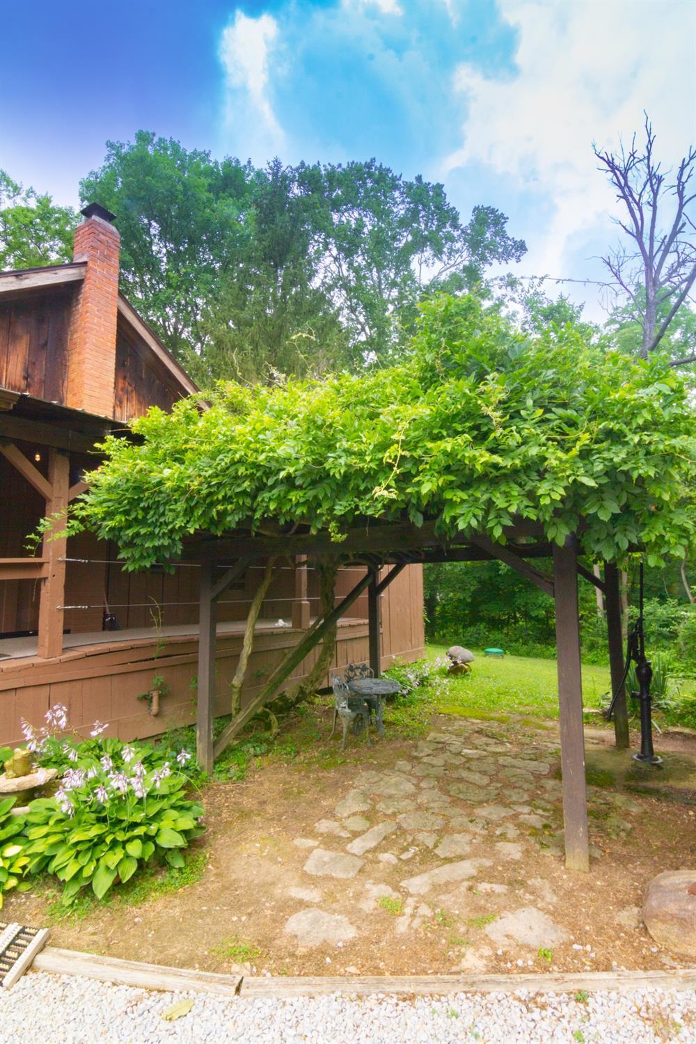 2247 Moore Saur Road