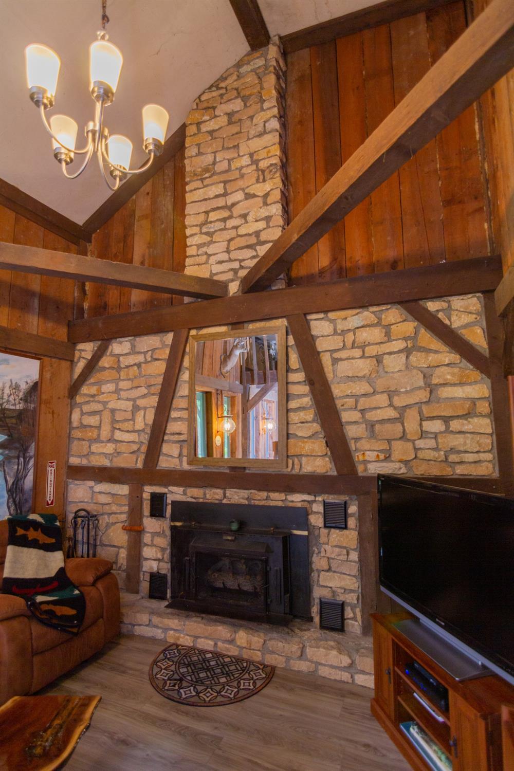 2247 Moore Saur Road