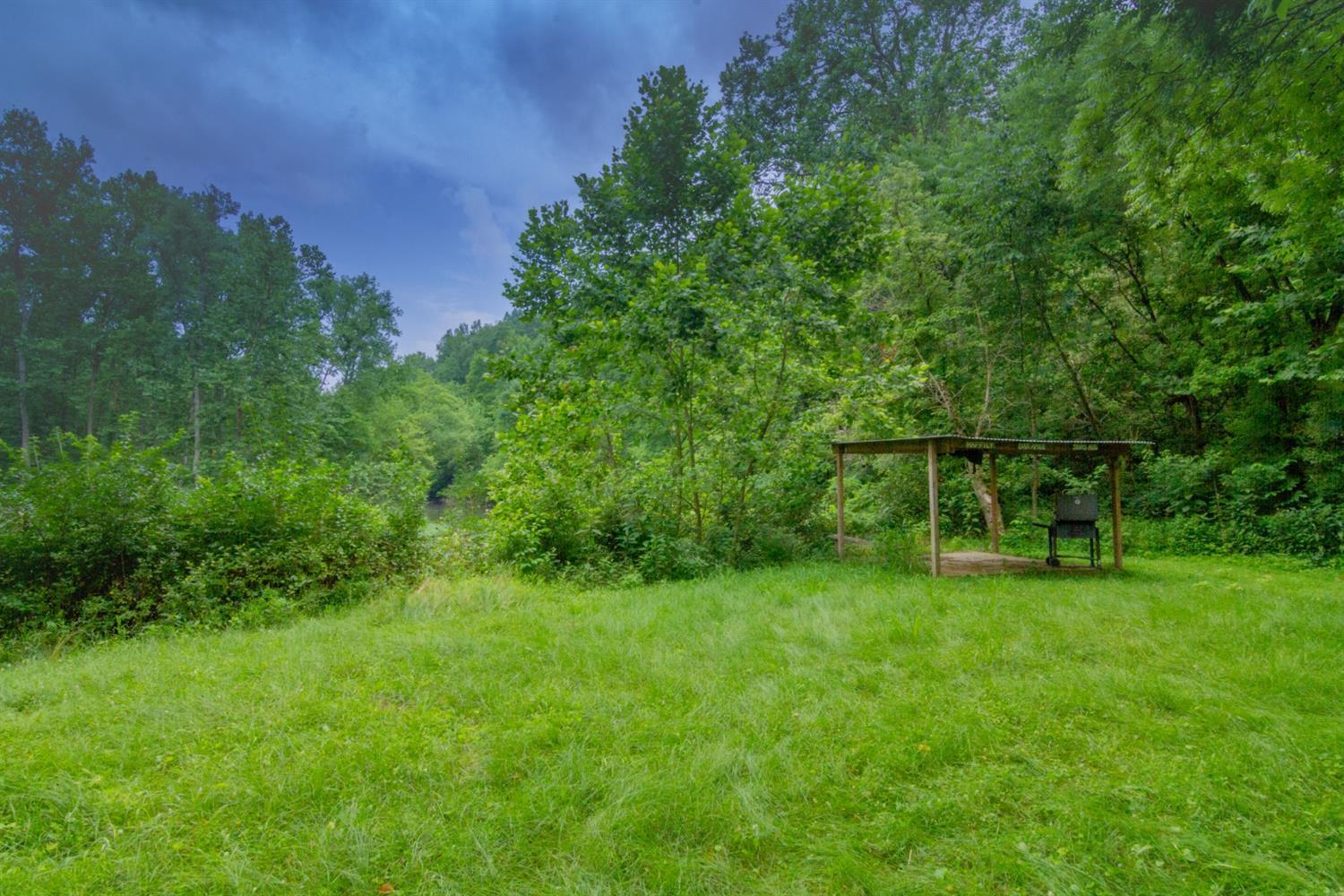 2247 Moore Saur Road