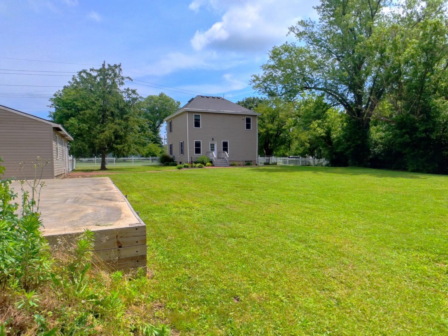 1323 Old St Rt 74