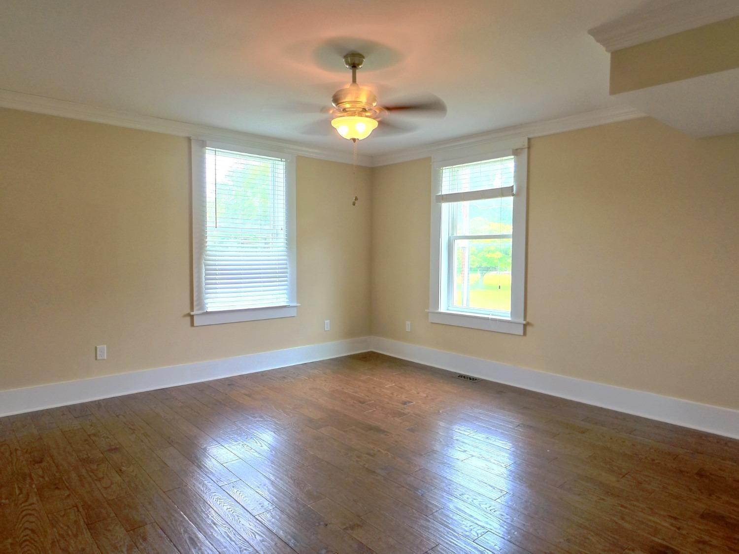 1323 Old St Rt 74
