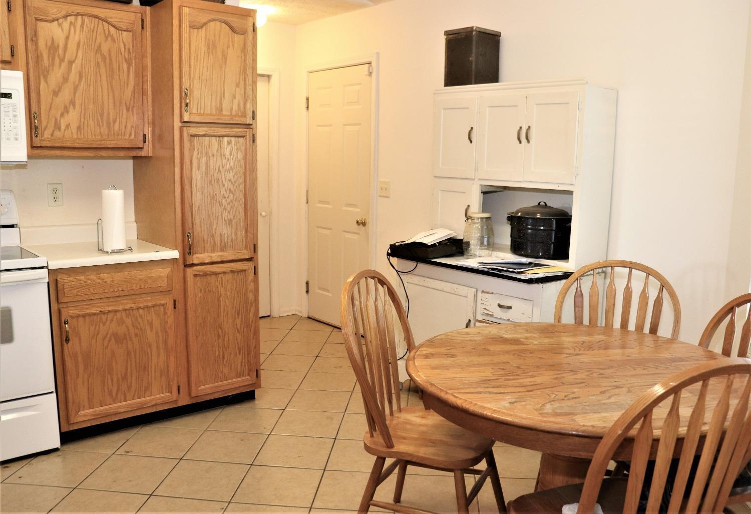 Photo 2 of Single Family Residence at 3342 Indian Meadows Dr, Fairfield Township, OH 45011 | MLS# 1741244 | | Sold on 2022-07-25