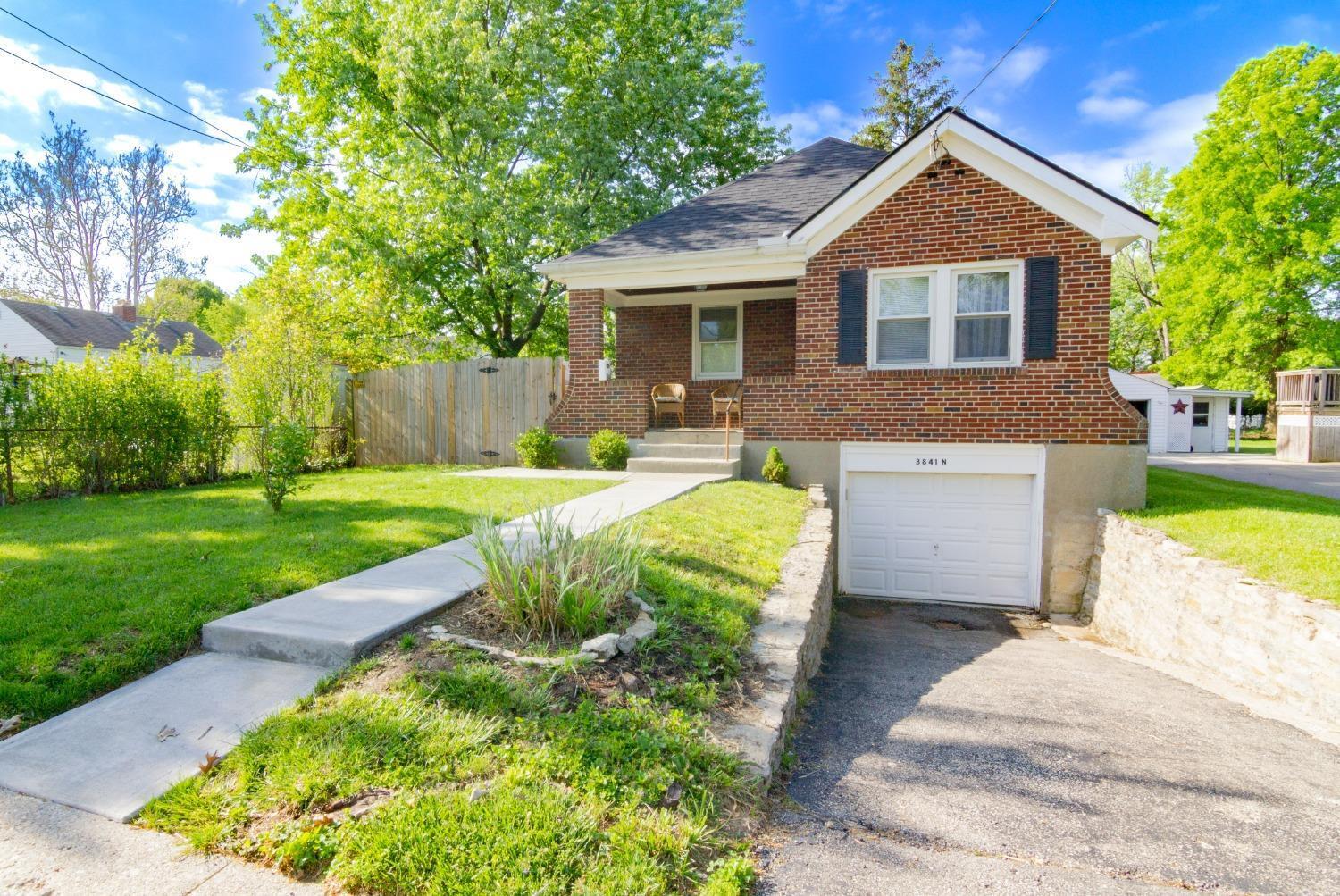 3841 N Berkley Circle