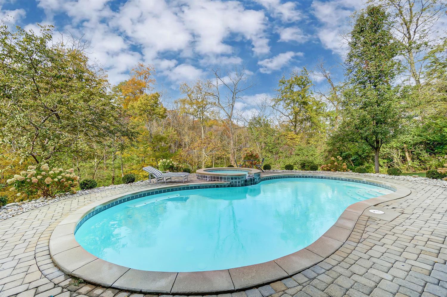 8327 Old Hickory Drive