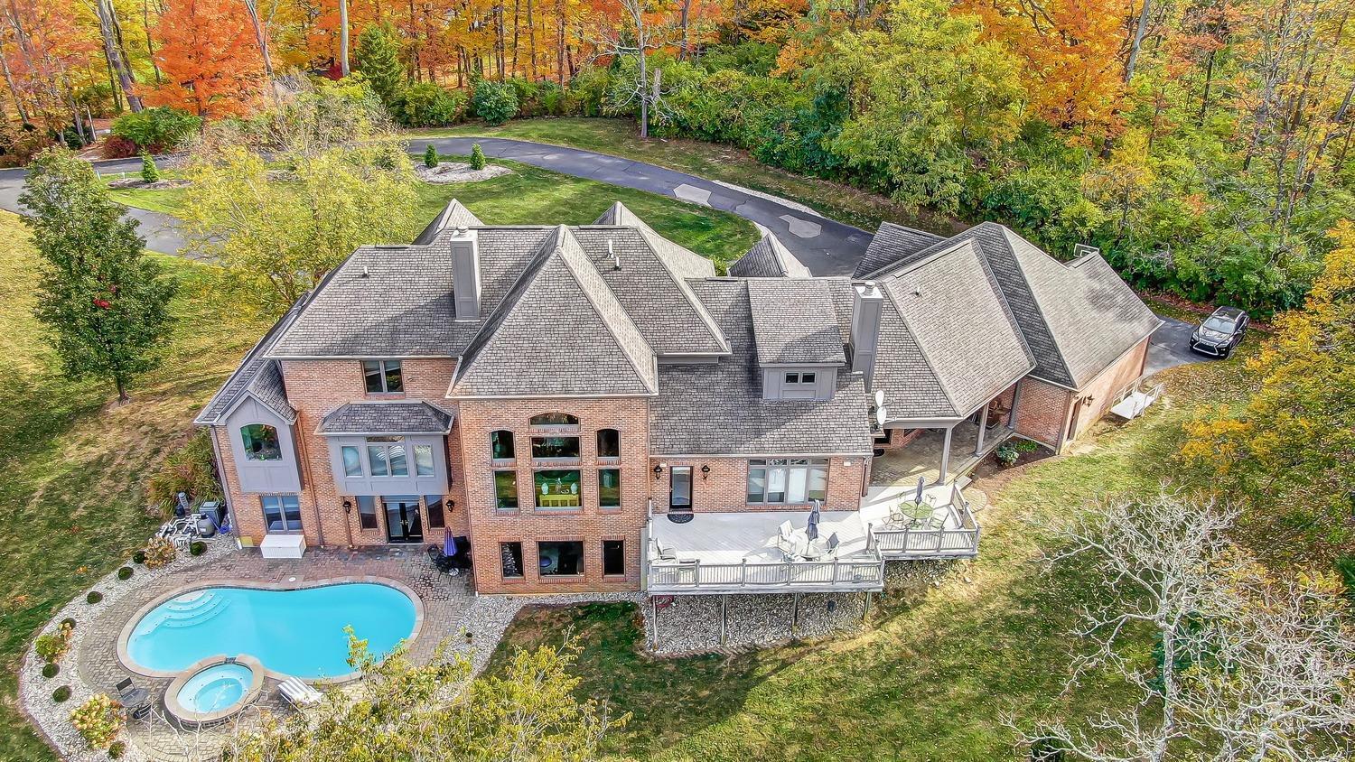 8327 Old Hickory Drive