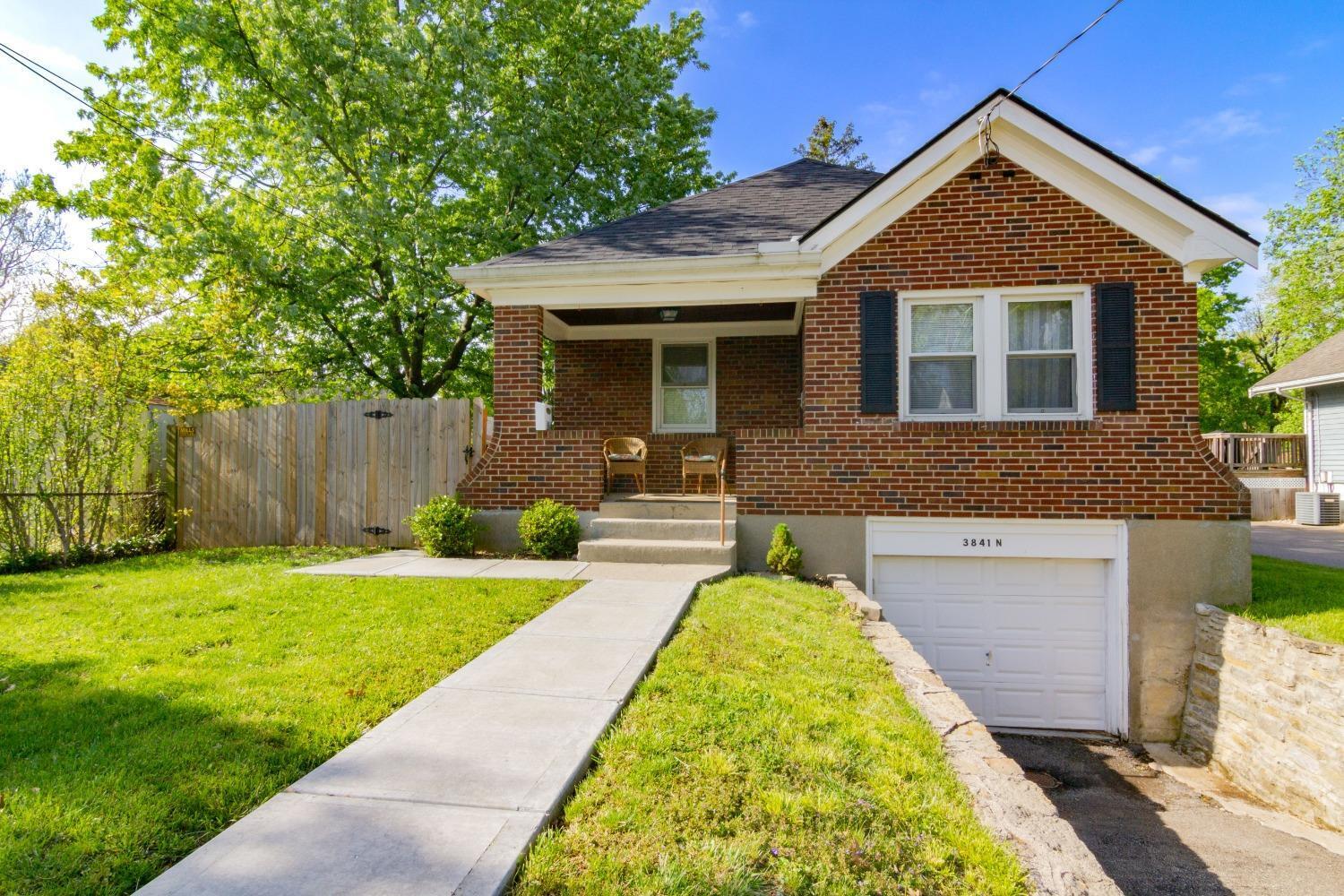3841 N Berkley Circle
