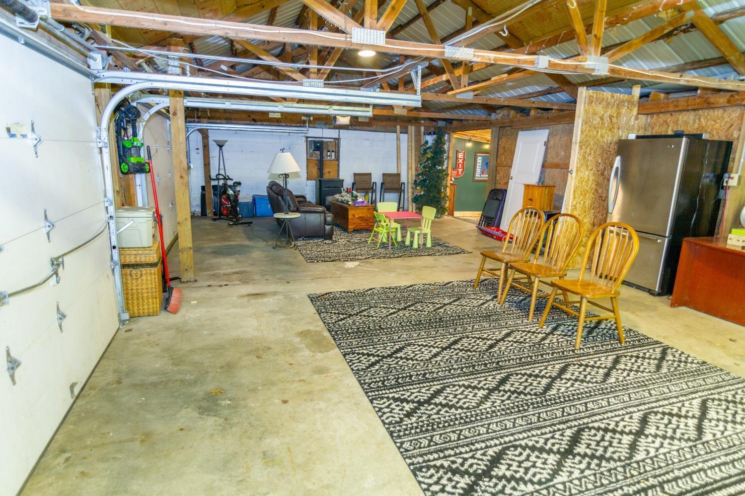 405 Broadway Street