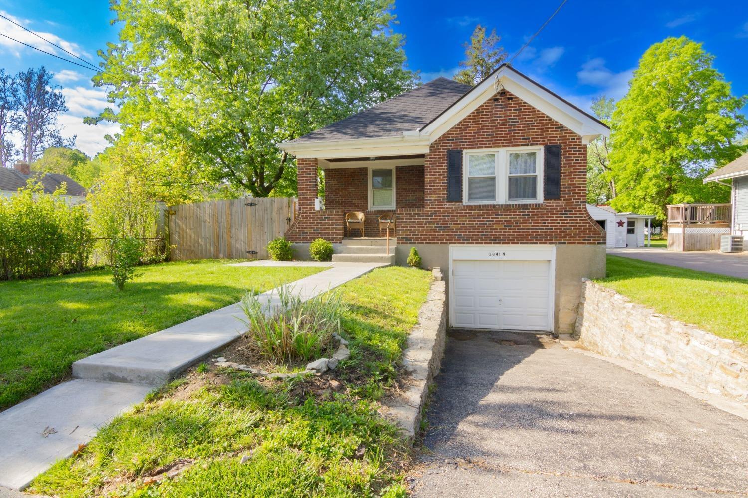 3841 N Berkley Circle