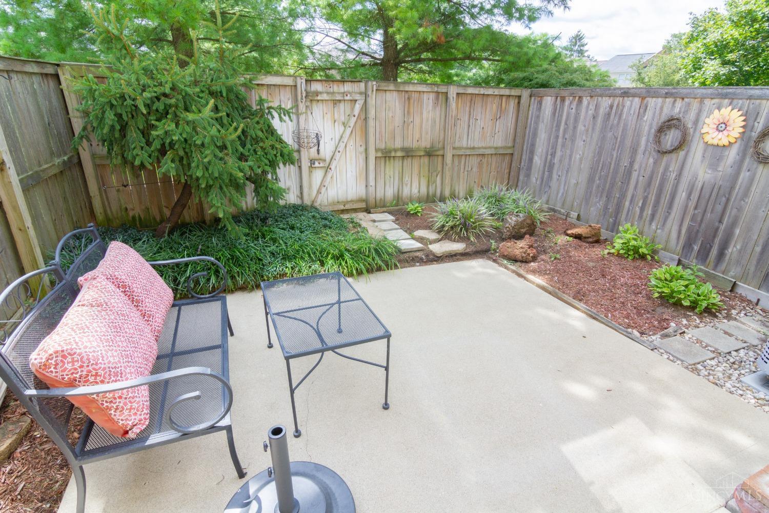 2085 Stratford Court