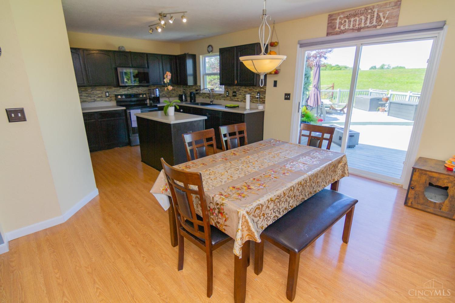 5263 Sunrise View Circle