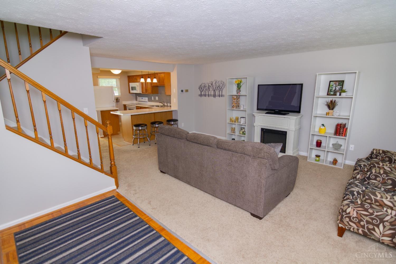 2085 Stratford Court