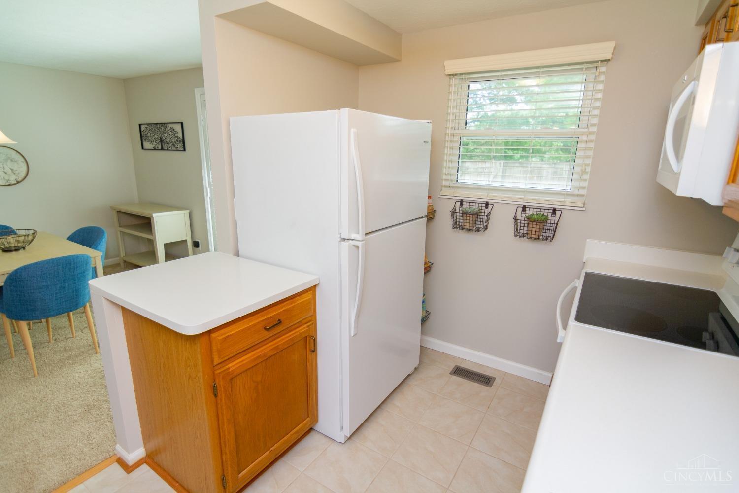 2085 Stratford Court