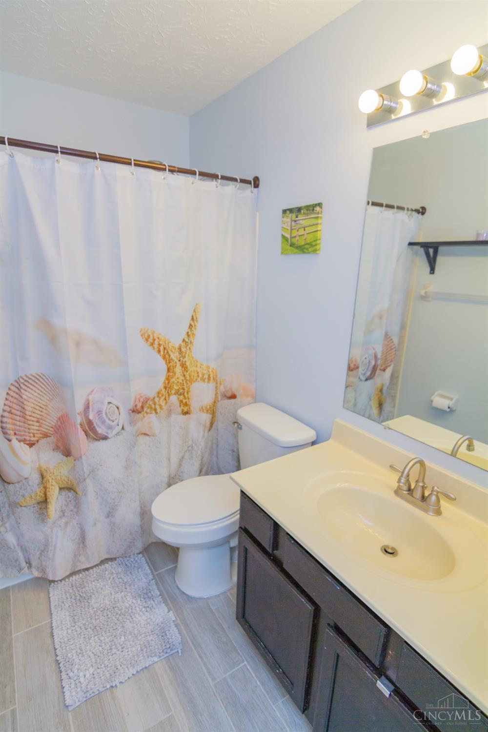 5263 Sunrise View Circle