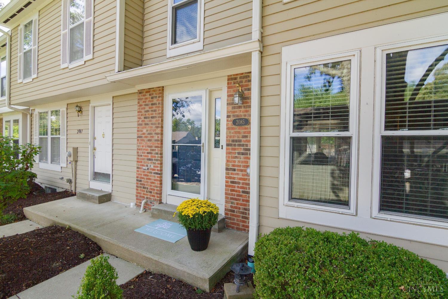 2085 Stratford Court