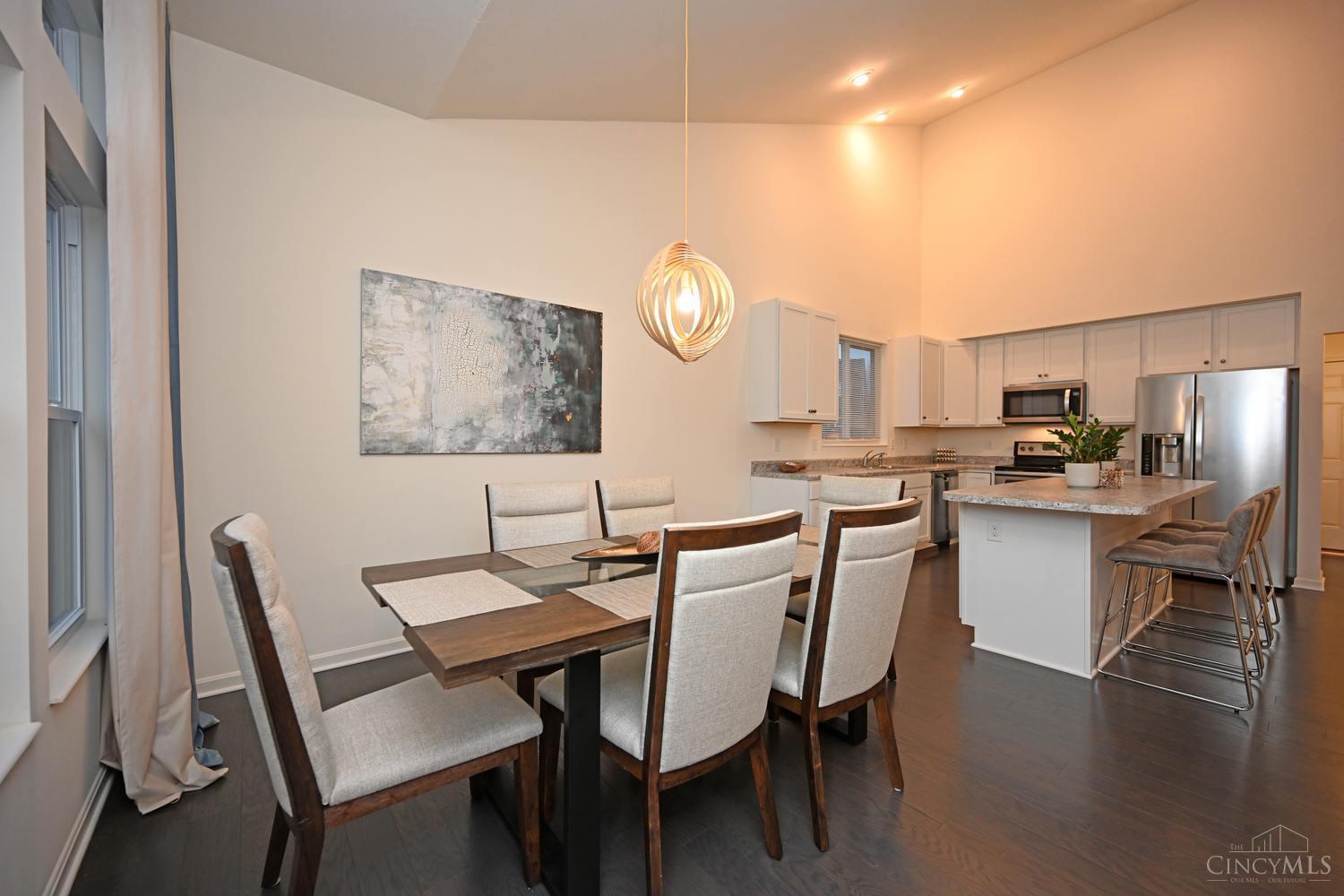 1321 Autumnview Drive