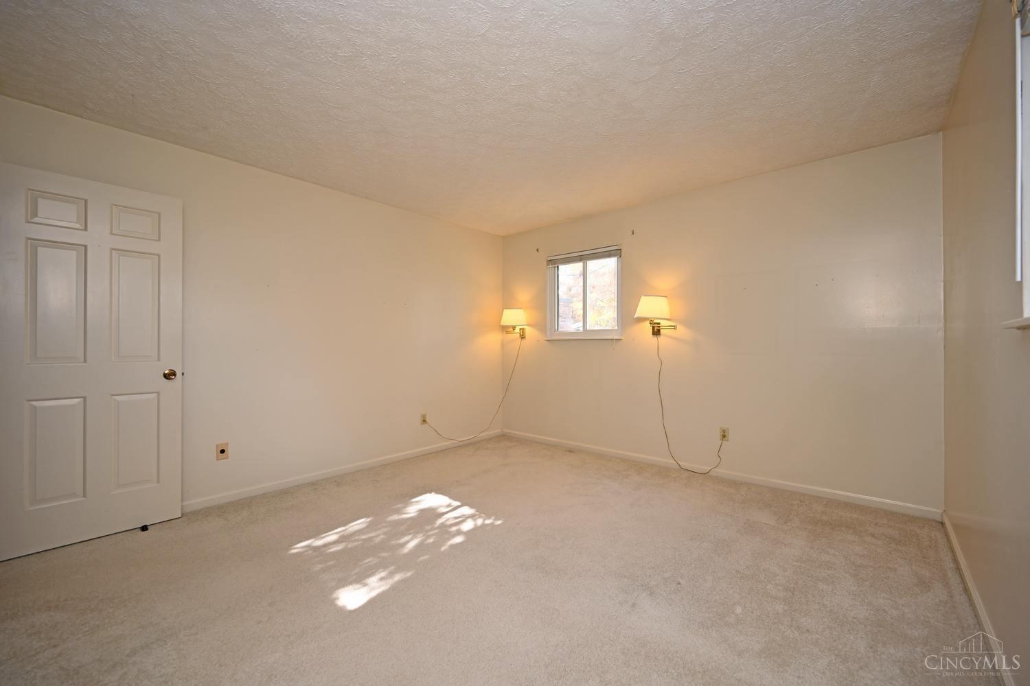 10681 Creeknoll Court