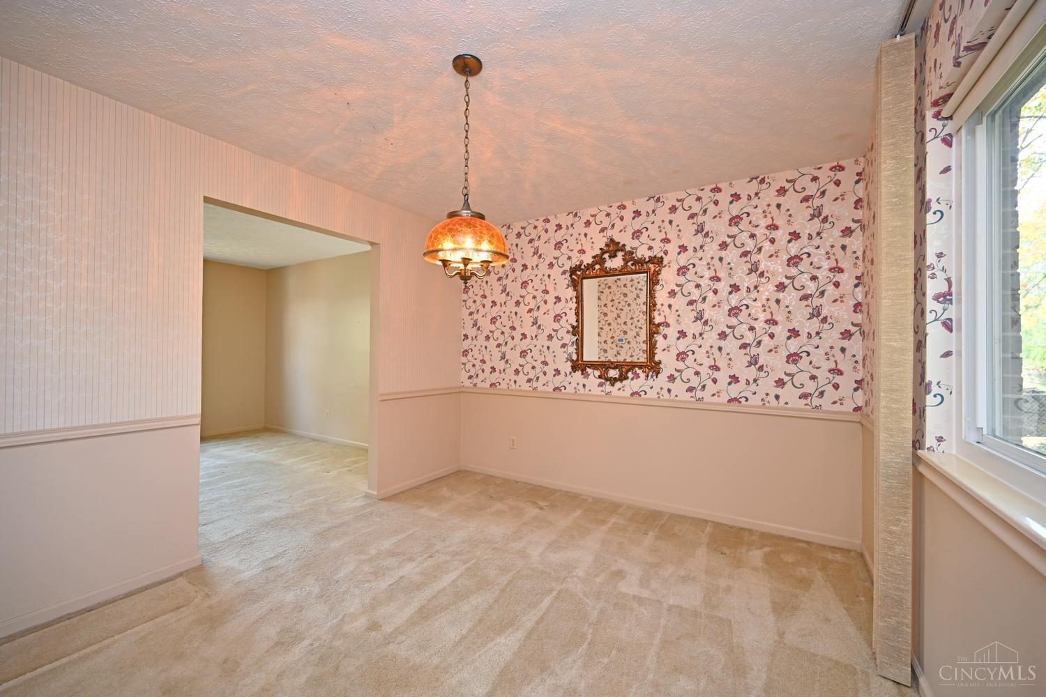 10681 Creeknoll Court