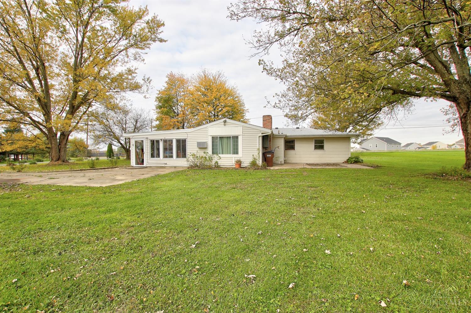 Photo 3 of Single Family Residence at 4938 Mauds Hughes Rd, Liberty Twp, OH 45011 | MLS# 1721236 | | Sold on 2022-09-16