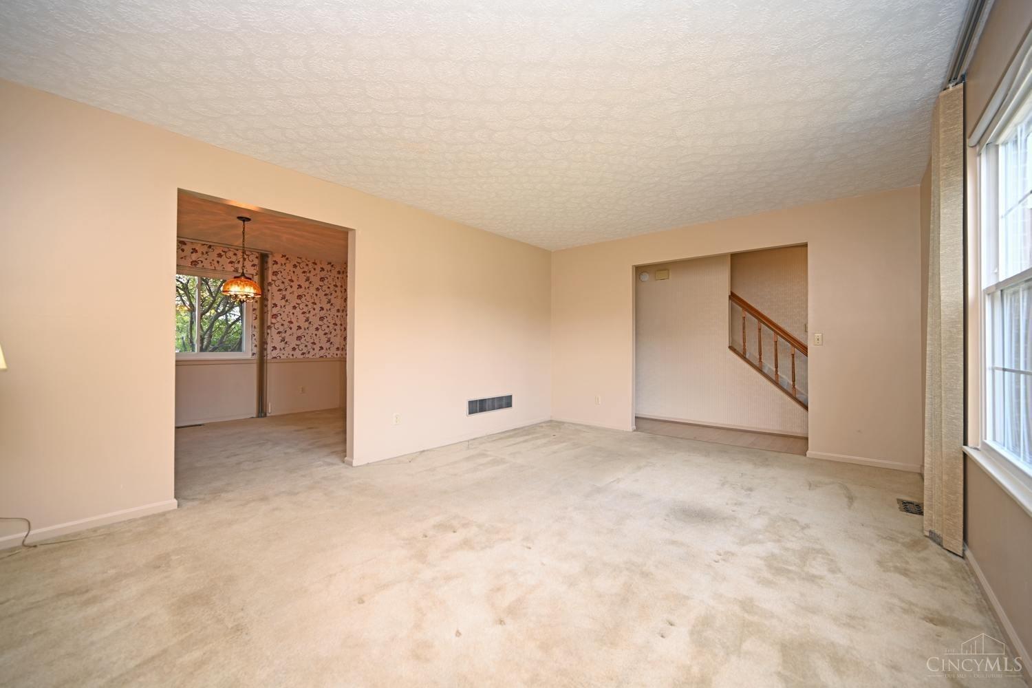 10681 Creeknoll Court