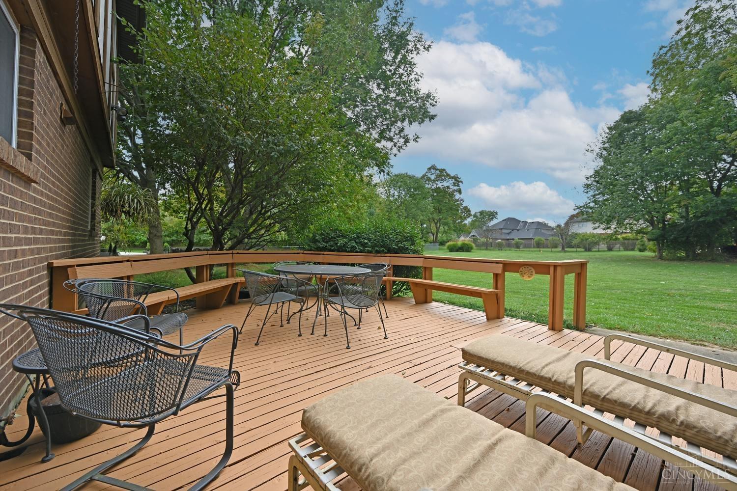 10681 Creeknoll Court