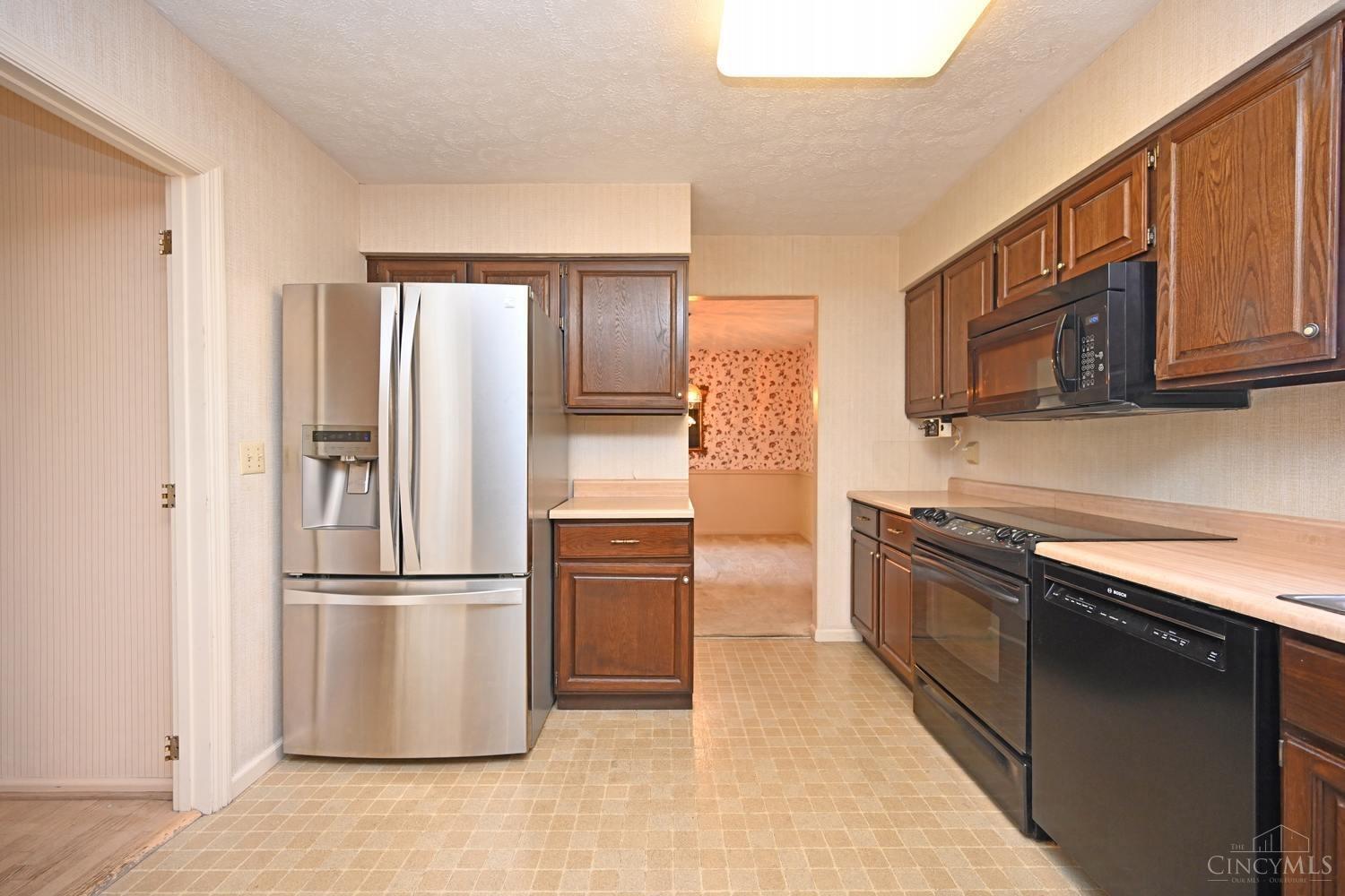 10681 Creeknoll Court
