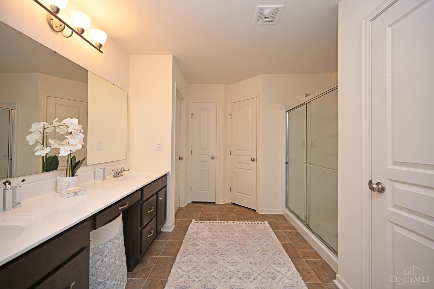 1321 Autumnview Drive