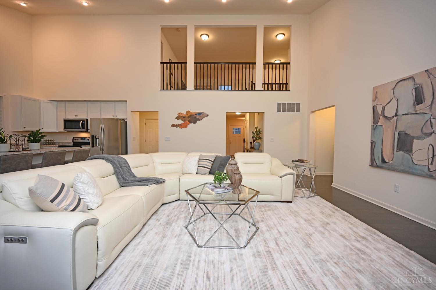 1321 Autumnview Drive