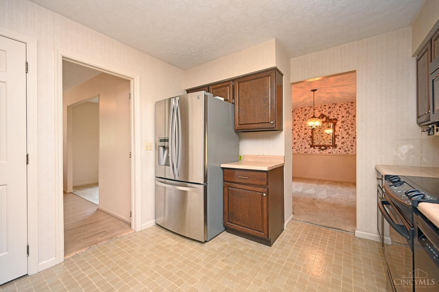 10681 Creeknoll Court
