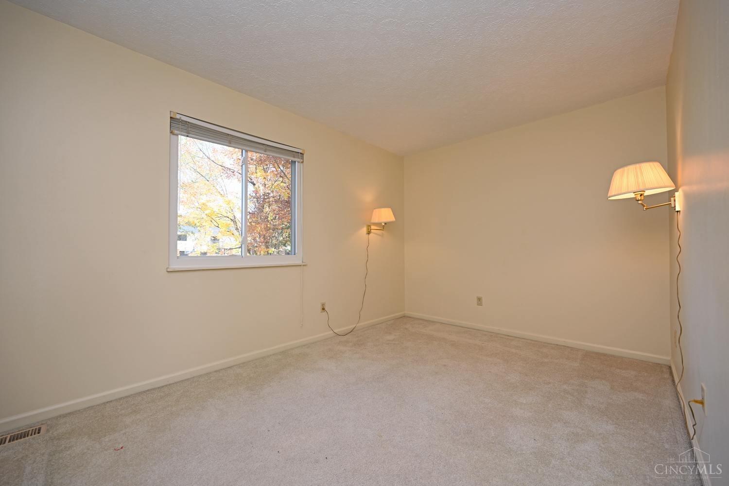 10681 Creeknoll Court