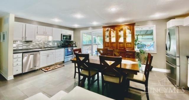 5060 Clarevalley Drive