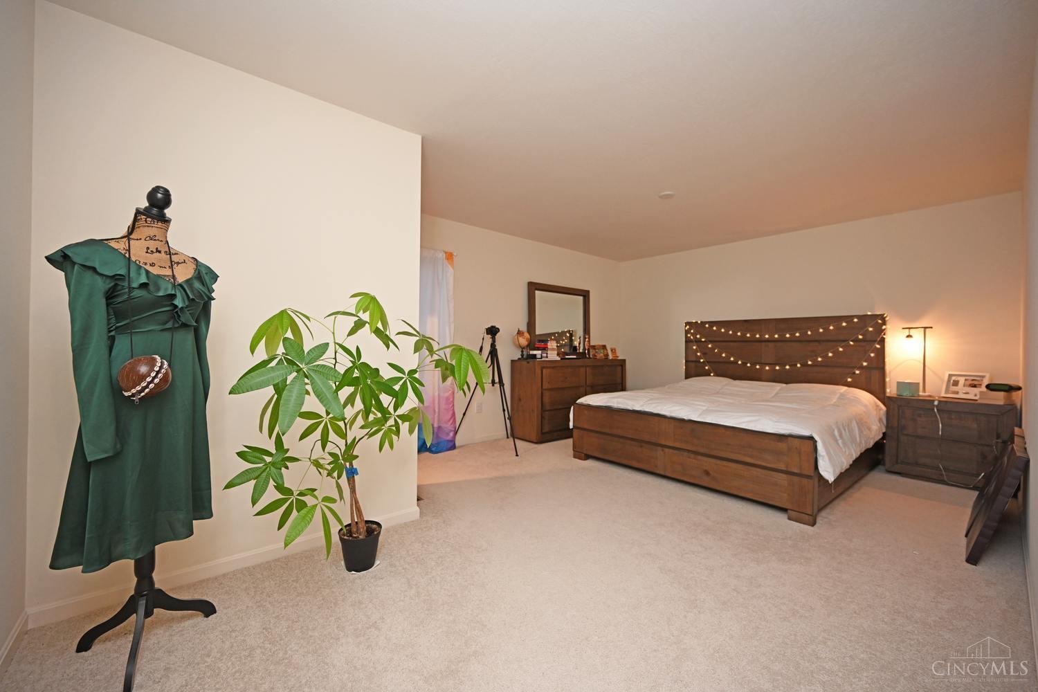 1321 Autumnview Drive