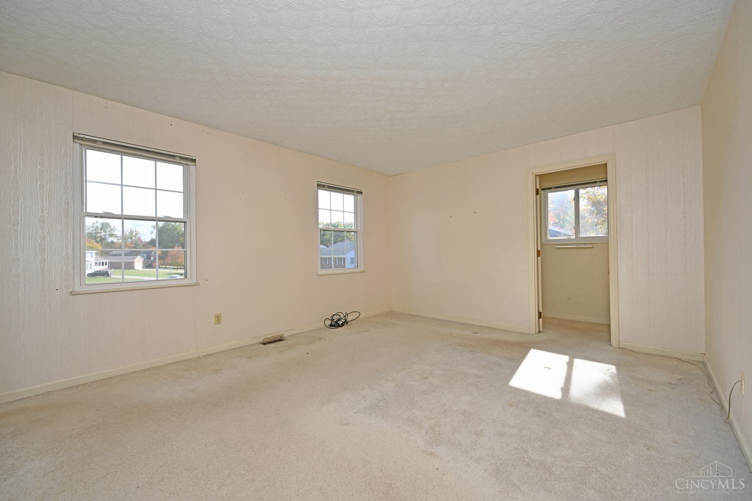 10681 Creeknoll Court