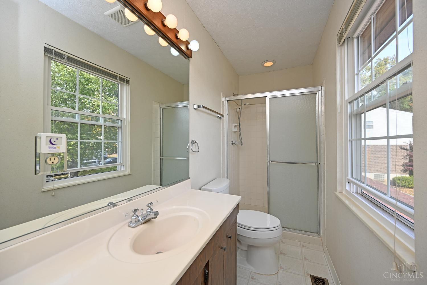 10681 Creeknoll Court