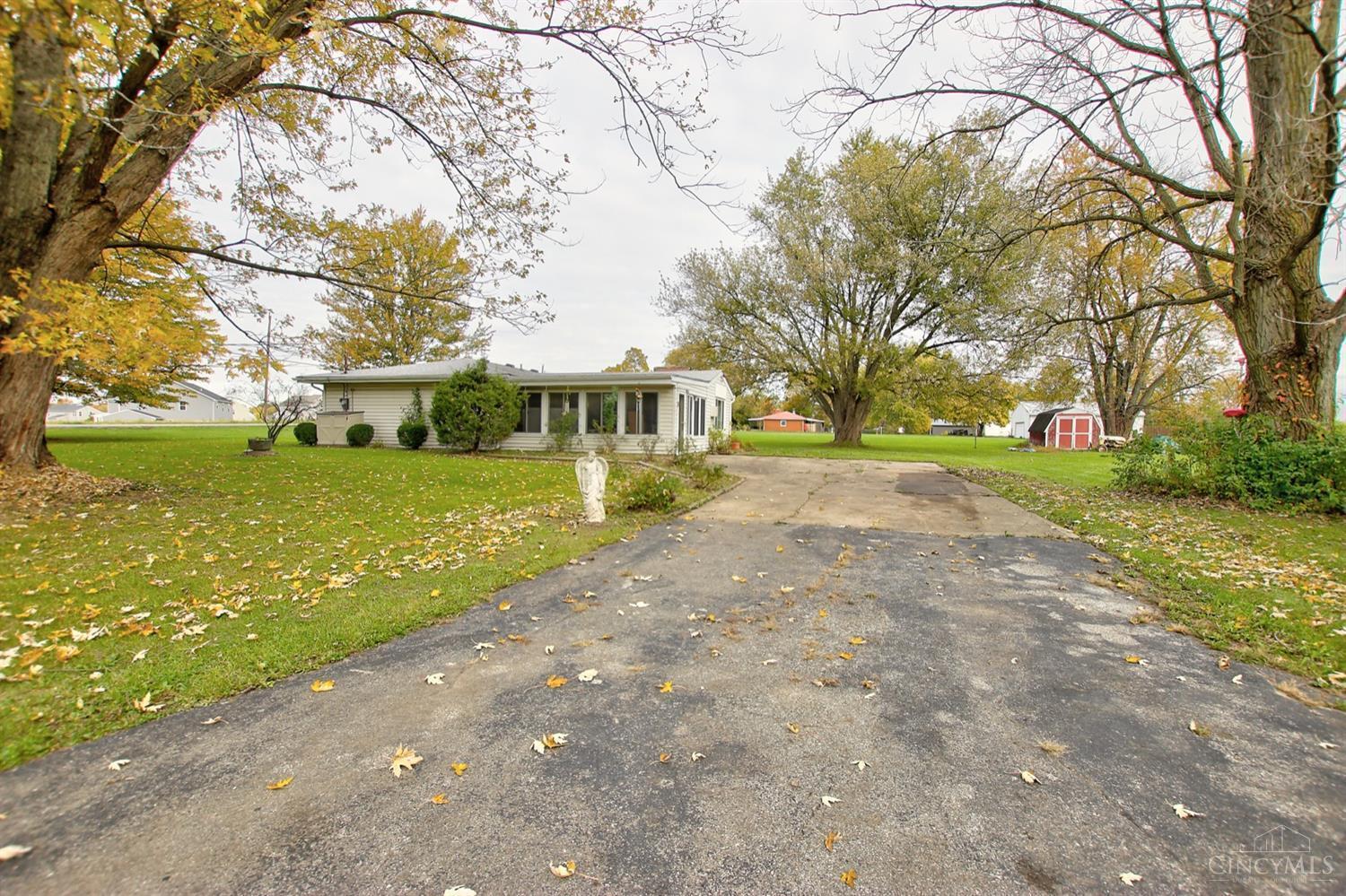 Photo 2 of Single Family Residence at 4938 Mauds Hughes Rd, Liberty Twp, OH 45011 | MLS# 1721236 | | Sold on 2022-09-16