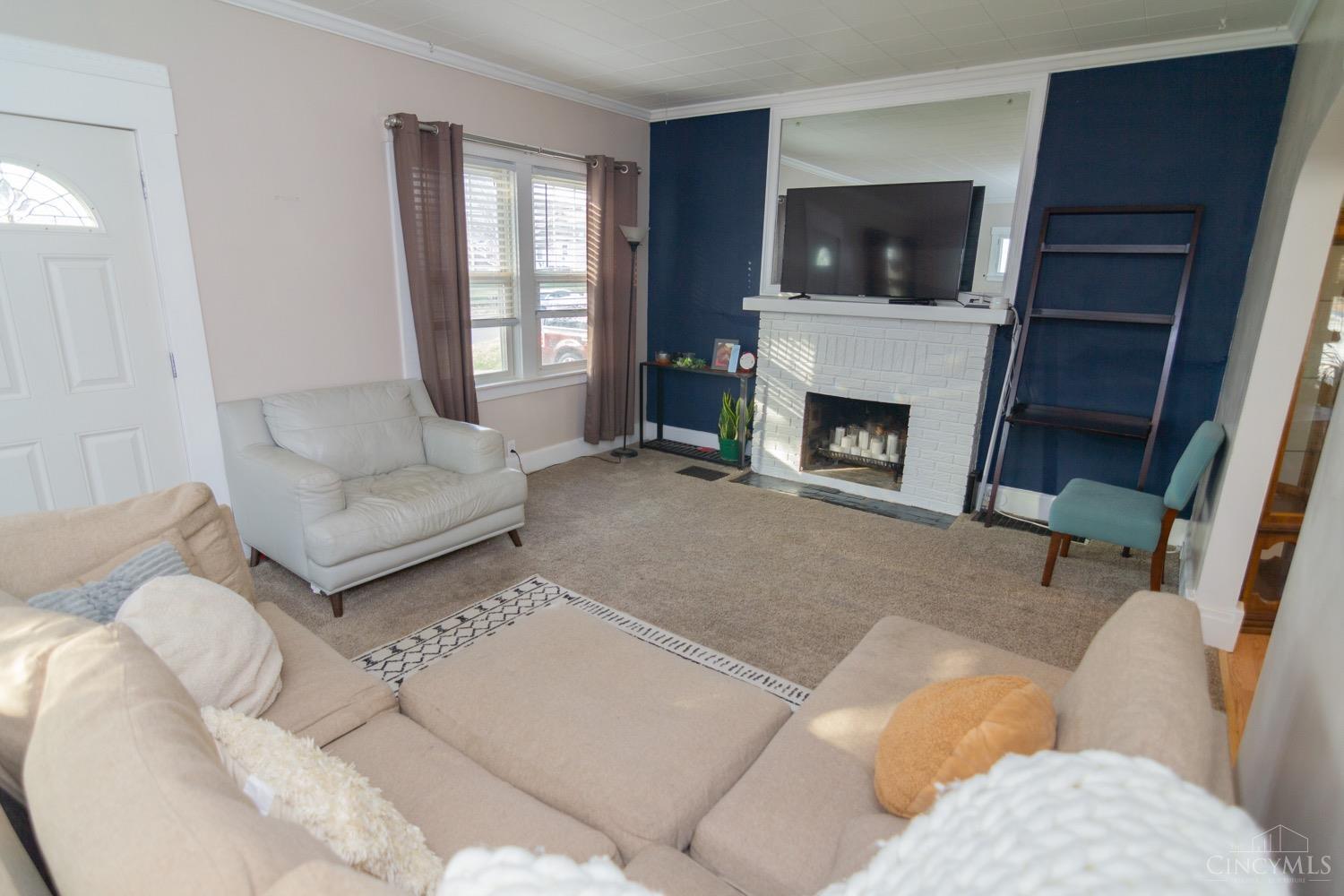 4128 St Martins Place