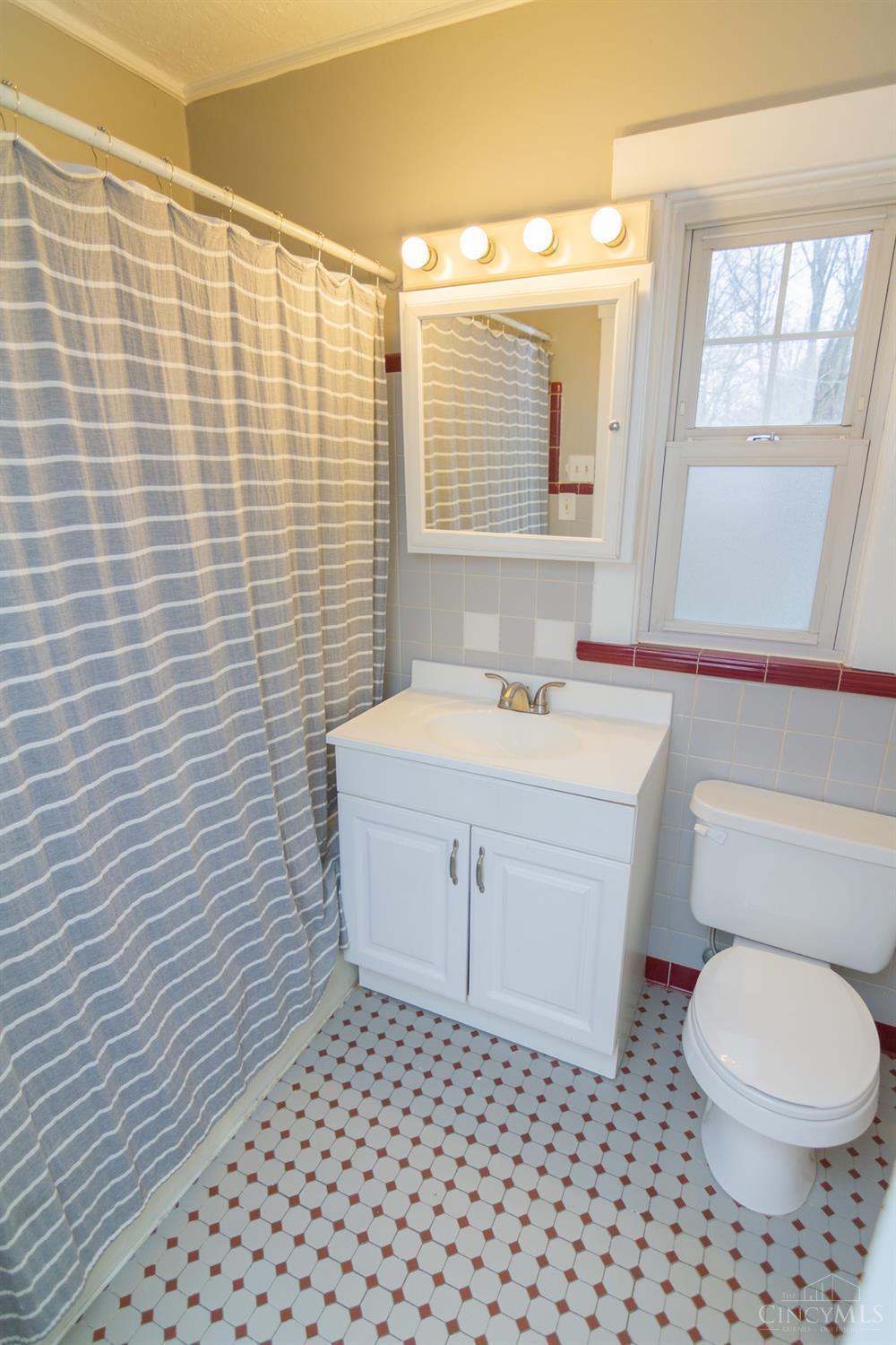 4128 St Martins Place