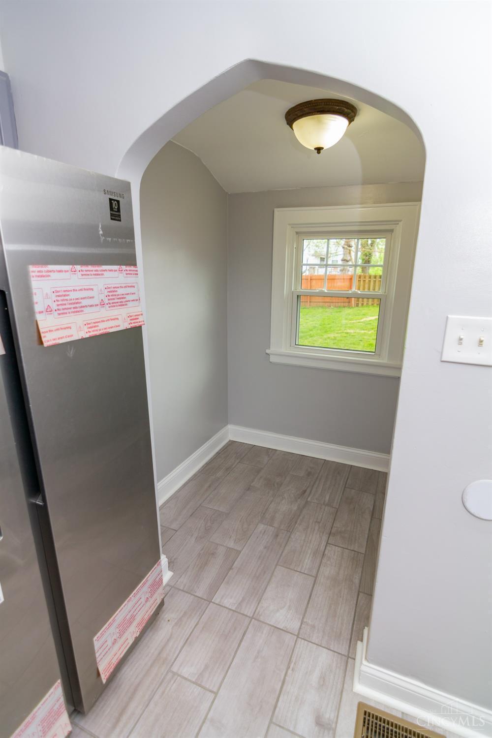 3716 Lonsdale Street