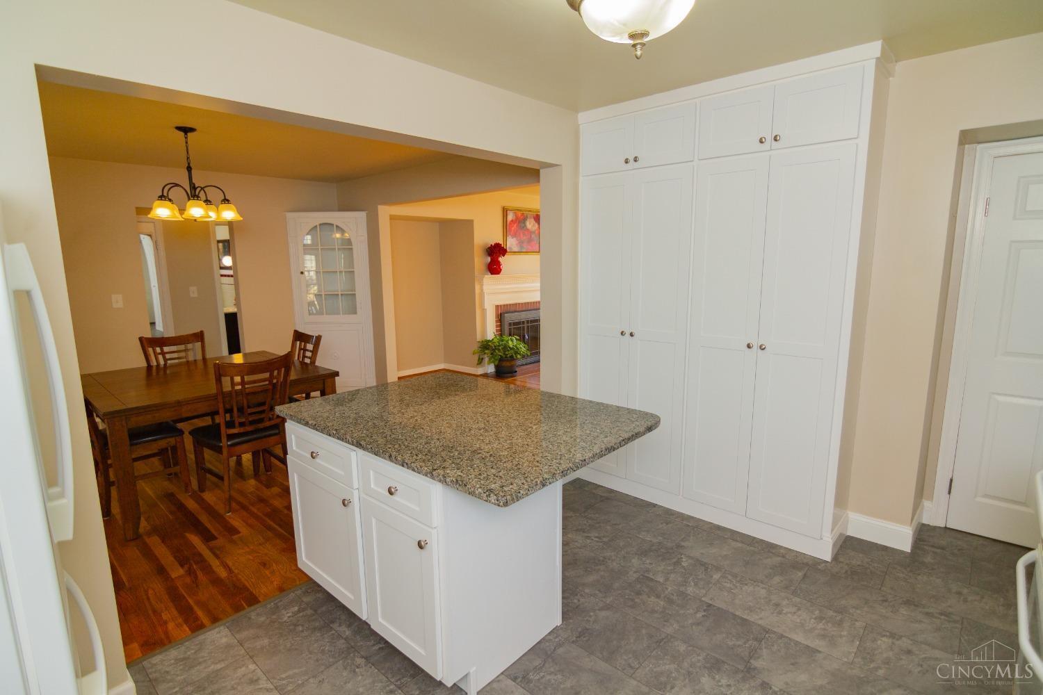 270 S Washington Boulevard