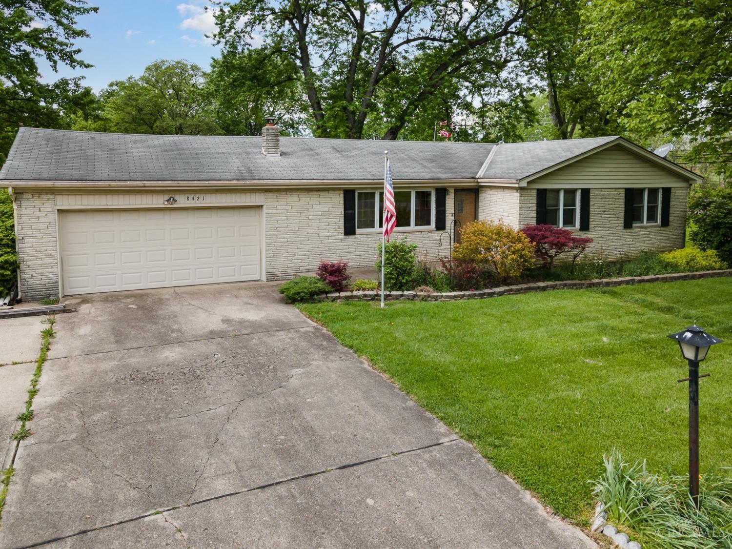8421 Bluebird Drive