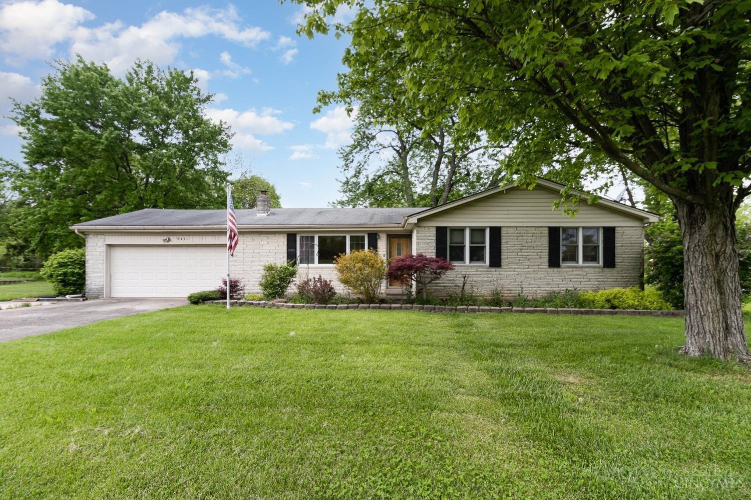 8421 Bluebird Drive