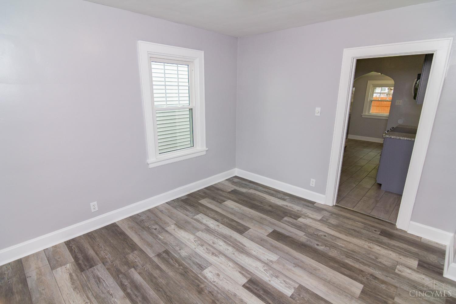 3716 Lonsdale Street