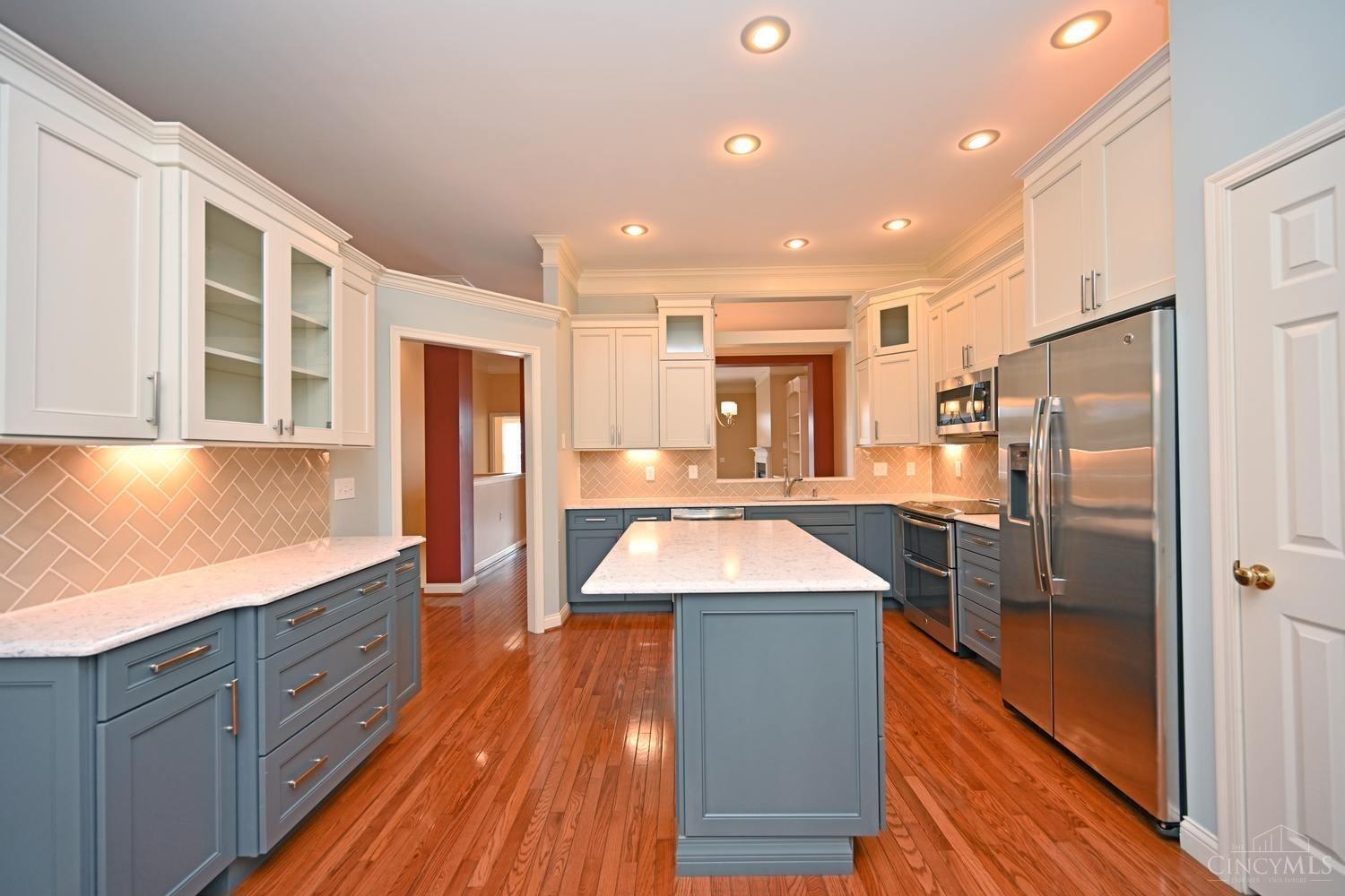 8237 Abbott Lane